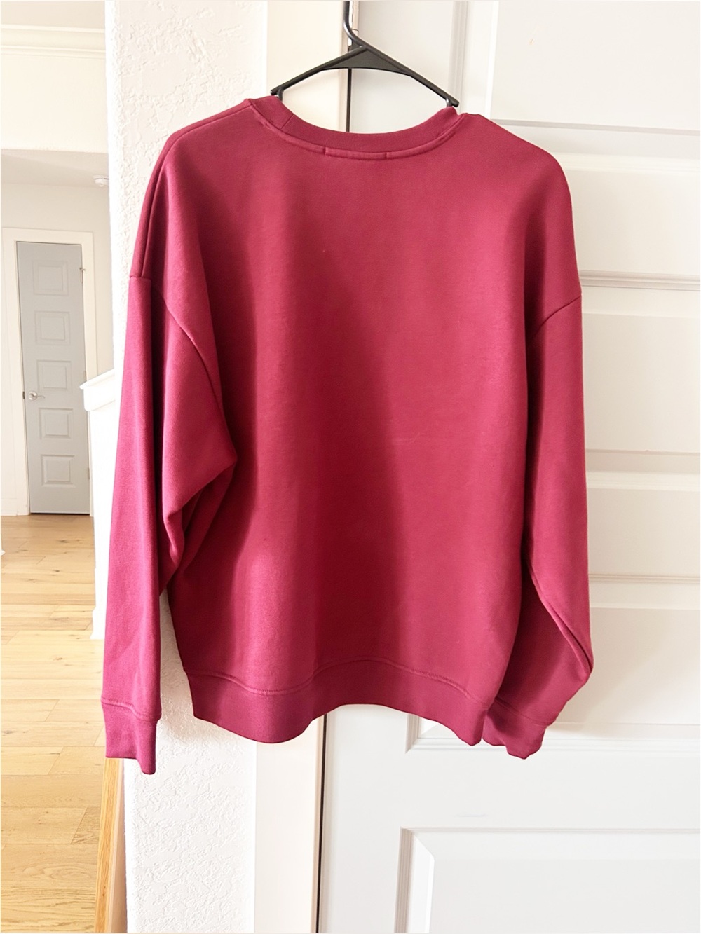 NWT Favorite Daughter Collegiate Embroidery Logo Sweatshirt - Picture 5 of 5